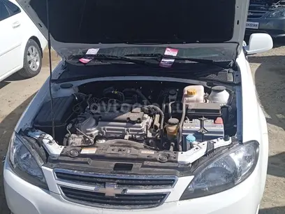 Белый Chevrolet Gentra, 2 позиция 2019 года, КПП Механика, в Бухара за 12 000 y.e. id4984616