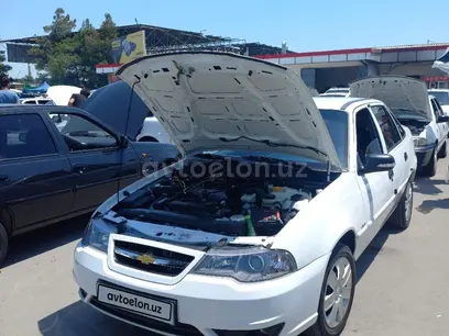 Белый Chevrolet Nexia 2, 4 позиция SOHC 2016 года, КПП Механика, в Ташкент за 7 200 y.e. id5135019