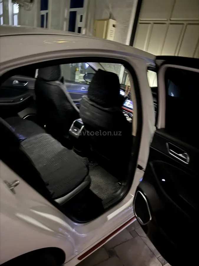 Chery Arrizo 6 Pro — 10