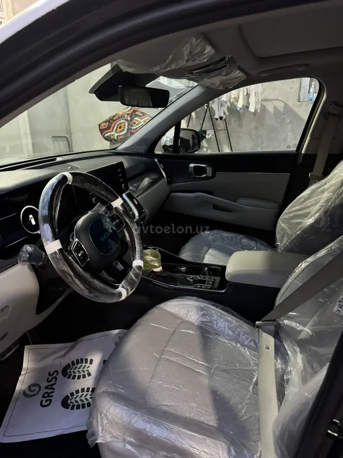 Kia Sorento — 4