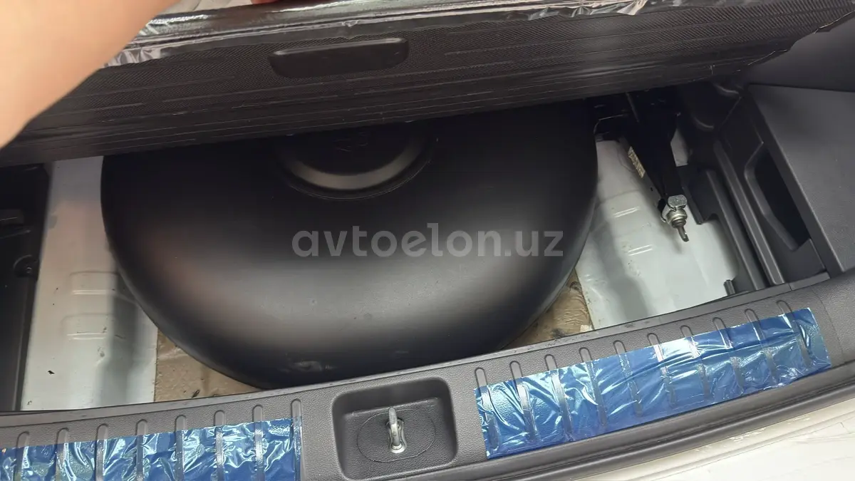 Hyundai Tucson — 8