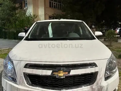 Белый Chevrolet Cobalt, 4 позиция 2024 года, КПП Автомат, в Ташкент за 13 605 y.e. id4944374
