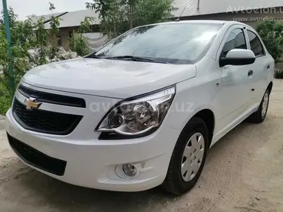 Белый Chevrolet Cobalt, 4 позиция 2024 года, КПП Автомат, в Ташкент за 13 400 y.e. id5161951
