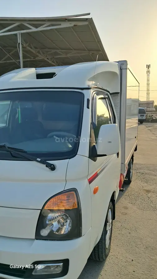 Hyundai Porter — 2