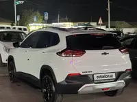 Chevrolet Tracker, 3 позиция 2023 года, в Наманган за 17 000 y.e. id6529056