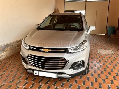 Chevrolet Tracker, 2 pozitsiya 2019 yil, КПП Avtomat, shahar Samarqand uchun 14 500 у.е. id5160476