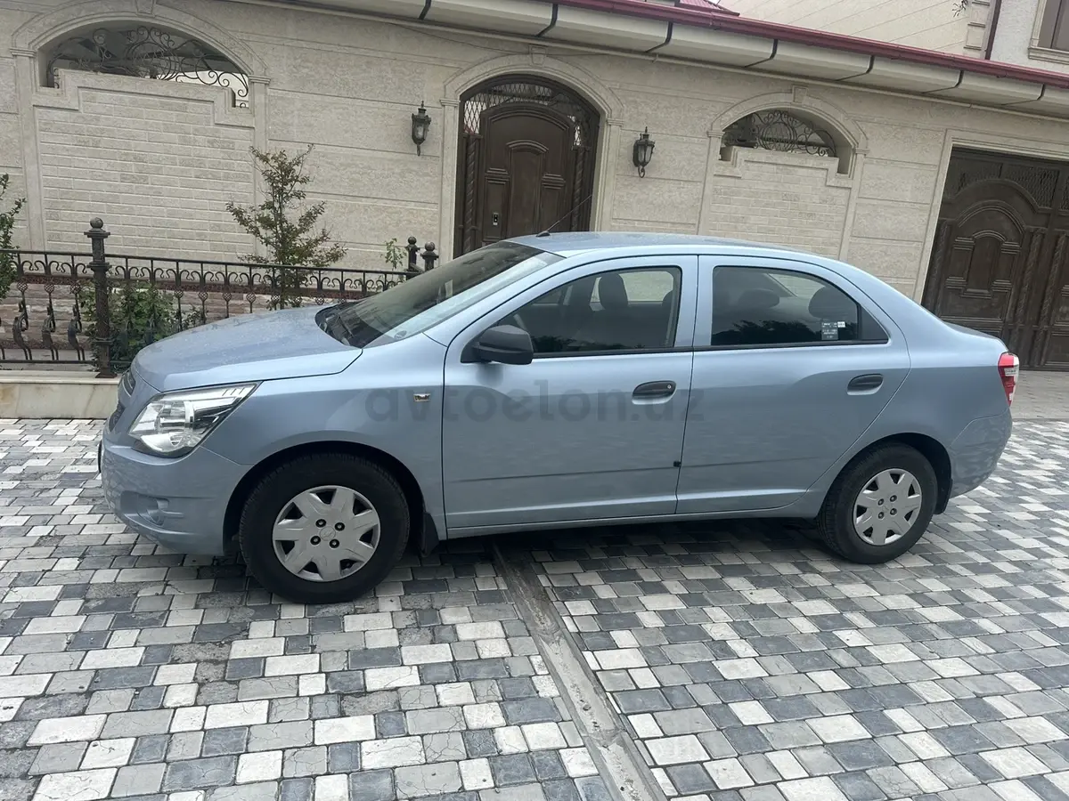 Chevrolet Cobalt 2015 — 3