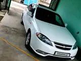 Белый Chevrolet Gentra, 3 позиция 2019 года, КПП Автомат, в Гулистан за 12 500 y.e. id5040947, Фото №1