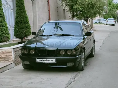 Зеленый BMW 525 1991 года, КПП Механика, в Ташкент за 5 990 y.e. id4978444