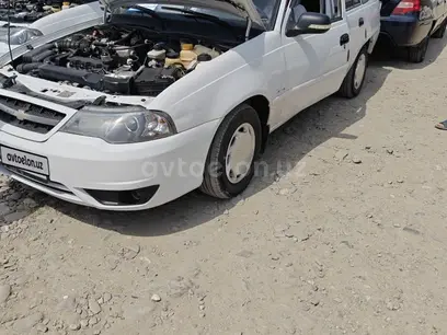 Белый Chevrolet Nexia 2 2015 года, КПП Механика, в Янгиер за 6 000 y.e. id5214079