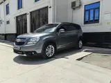 Мокрый асфальт Chevrolet Orlando, 3 позиция 2017 года, КПП Автомат, в Коканд за 15 200 y.e. id6466541, Фото №1