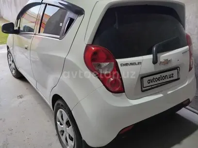 Белый Chevrolet Spark, 3 позиция 2014 года, КПП Механика, в Ташкент за 6 750 y.e. id4643821