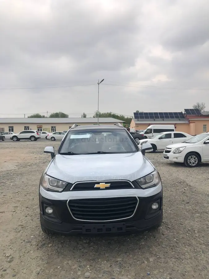 Chevrolet Captiva 2017 — 4