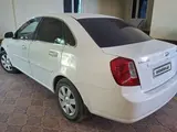 Белый Chevrolet Gentra, 1 позиция 2014 года, КПП Механика, в Бухара за 10 000 y.e. id5208143, Фото №1
