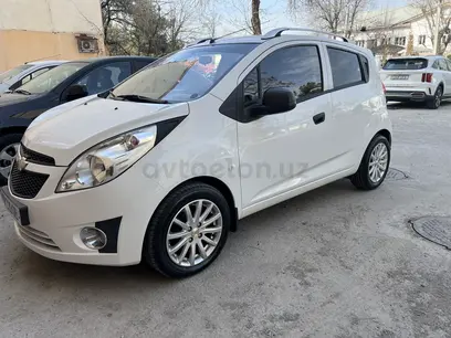Белый Chevrolet Spark, 1 позиция 2015 года, КПП Механика, в Ташкент за 7 000 y.e. id5228291