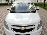 Белый Chevrolet Cobalt, 4 позиция 2022 года, КПП Автомат, в Джизак за 12 000 y.e. id5197721, Фото №1