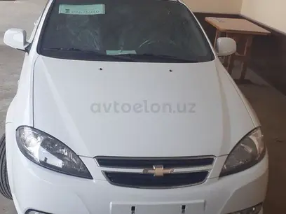 Белый Chevrolet Gentra, 3 позиция 2024 года, КПП Автомат, в Самарканд за 15 500 y.e. id4968835