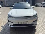 Белый BYD Song Plus EV 2023 года, КПП Автомат, в Коканд за 23 000 y.e. id6430322, Фото №1