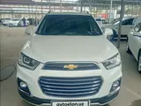 Белый Chevrolet Captiva, 3 позиция 2015 года, КПП Автомат, в Андижан за 15 000 y.e. id5035572, Фото №1