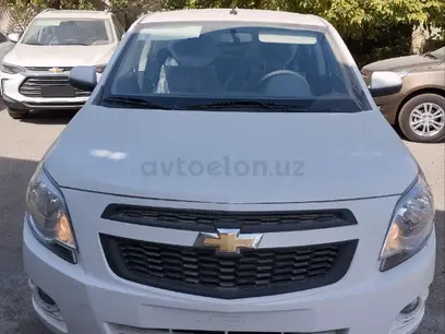 Белый Chevrolet Cobalt, 2 евро позиция 2024 года, КПП Механика, в Ташкент за ~9 878 y.e. id5187648