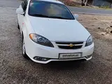 Белый Chevrolet Gentra, 3 позиция 2020 года, КПП Автомат, в Наманган за 12 500 y.e. id5217017, Фото №1