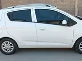 Белый Chevrolet Spark, 4 позиция 2020 года, КПП Автомат, в Бухара за 9 200 y.e. id5023287, Фото №1