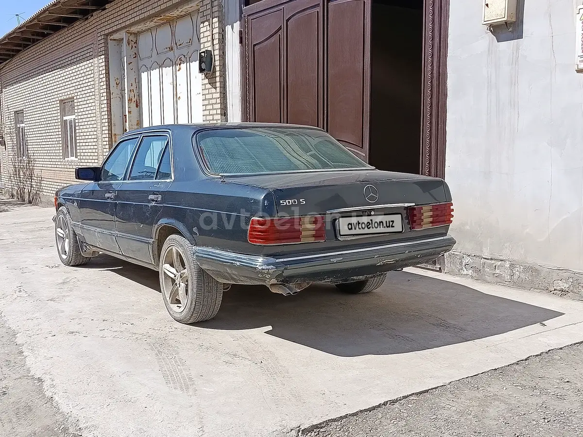 Mercedes-Benz E 240 — 4