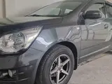 Мокрый асфальт Chevrolet Cobalt, 4 позиция 2022 года, КПП Автомат, в Ташкент за 12 000 y.e. id5217798, Фото №1