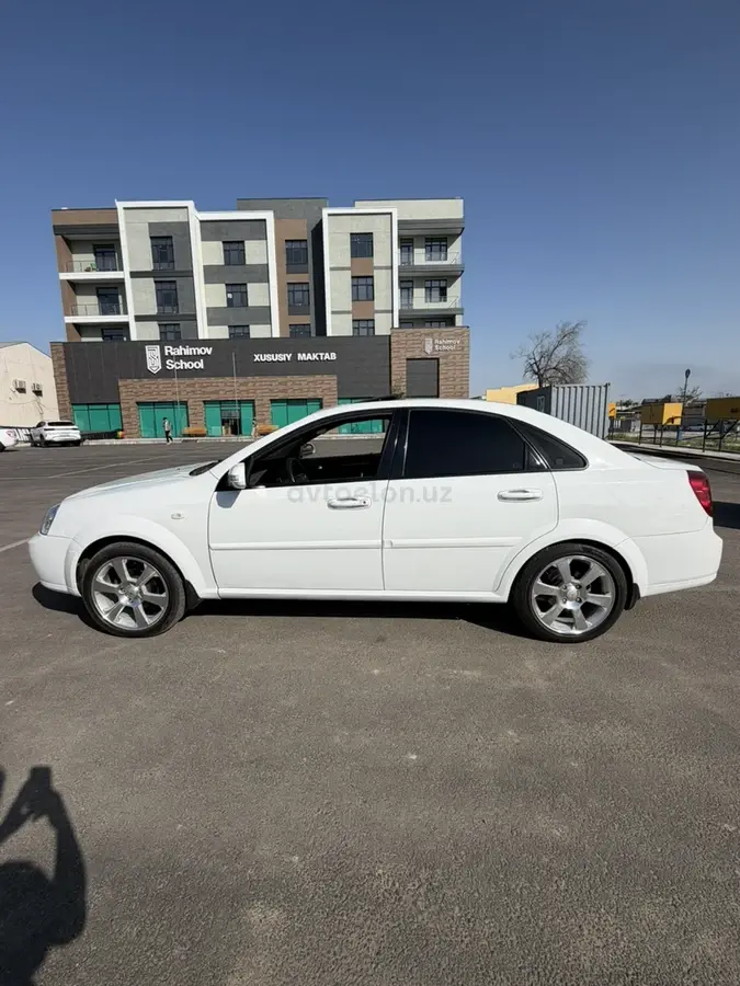 Chevrolet Lacetti 2009 — 2