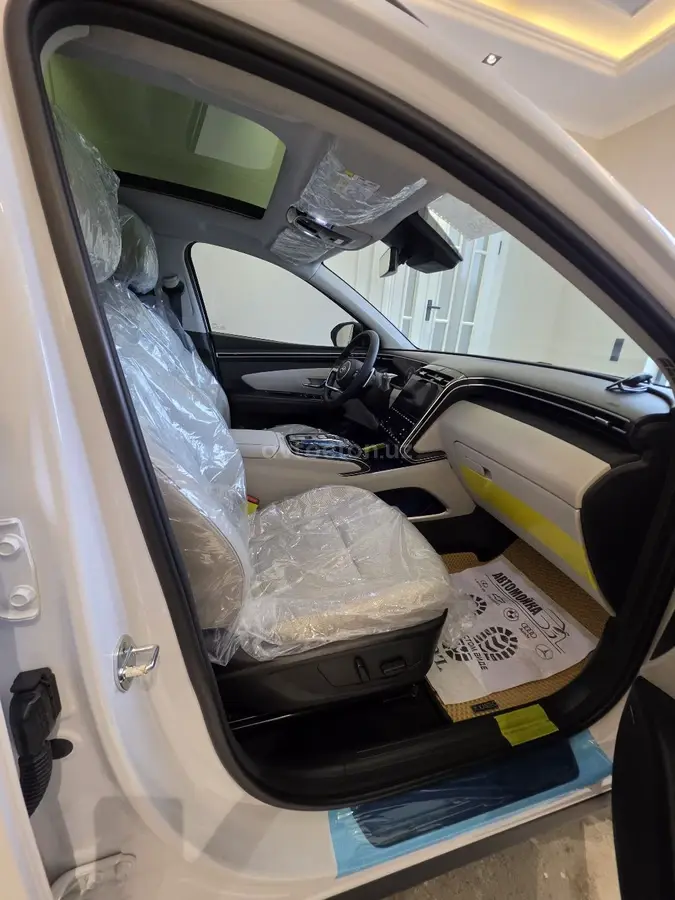 Hyundai Tucson 2023 — 10