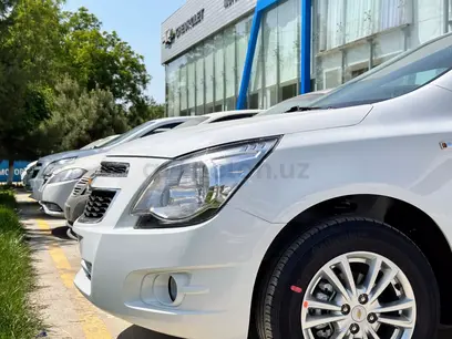 Белый Chevrolet Cobalt, 4 позиция 2024 года, КПП Автомат, в Ташкент за 12 900 y.e. id5171486