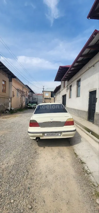 Daewoo Nexia — 3