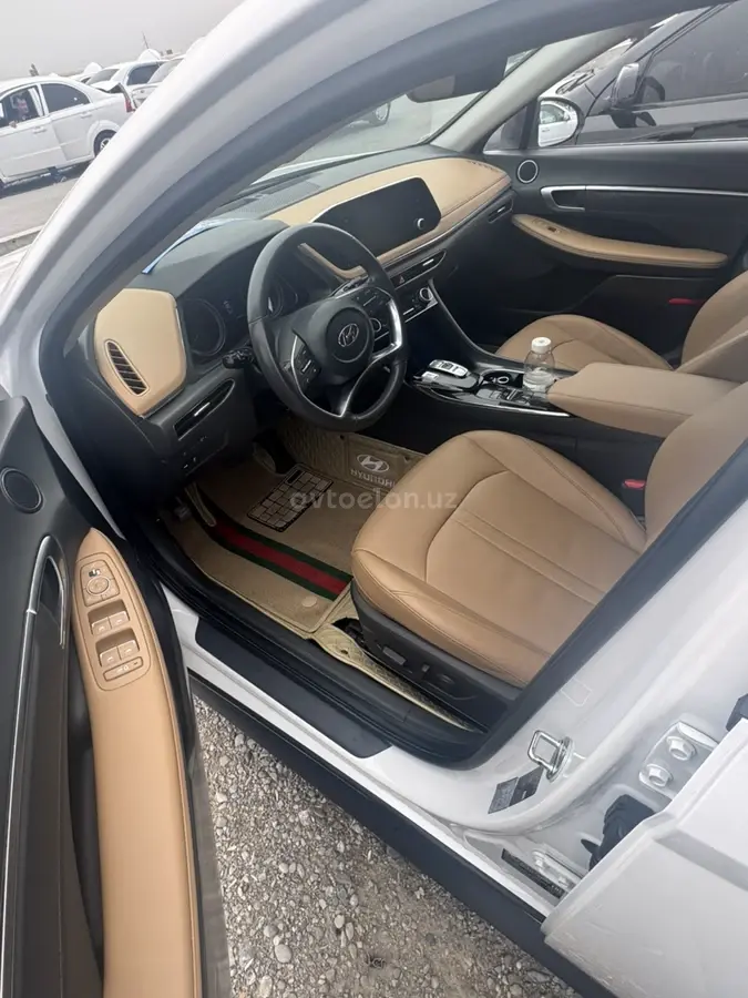 Hyundai Sonata 2022 — 2