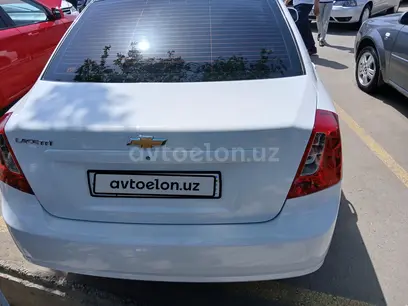 Белый Chevrolet Gentra, 1 позиция Газ-бензин 2023 года, КПП Механика, в Ташкент за 13 000 y.e. id4981819