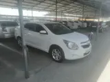 Белый Chevrolet Cobalt, 2 позиция 2022 года, КПП Механика, в Фергана за 10 500 y.e. id5236751, Фото №1