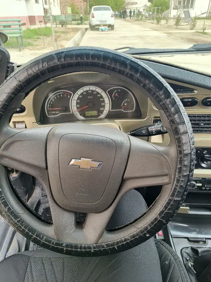 Daewoo Nexia II — 8