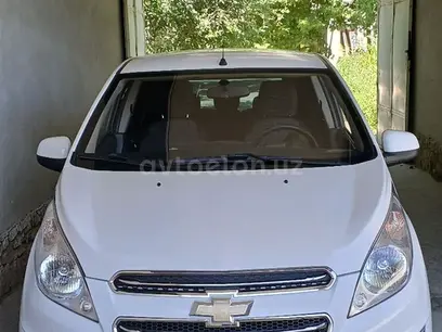 Oq Chevrolet Spark, 1 pozitsiya 2012 yil, КПП Mexanika, shahar Samarqand uchun 6 000 у.е. id5174422