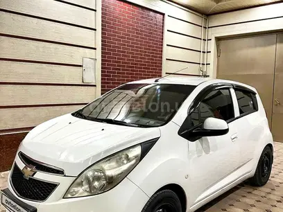 Белый Chevrolet Spark, 2 евро позиция 2015 года, КПП Автомат, в Ташкент за 6 900 y.e. id4937075