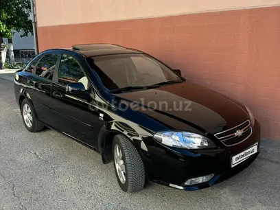 Черный Chevrolet Gentra, 3 позиция 2022 года, КПП Автомат, в Ташкент за 16 500 y.e. id5112915