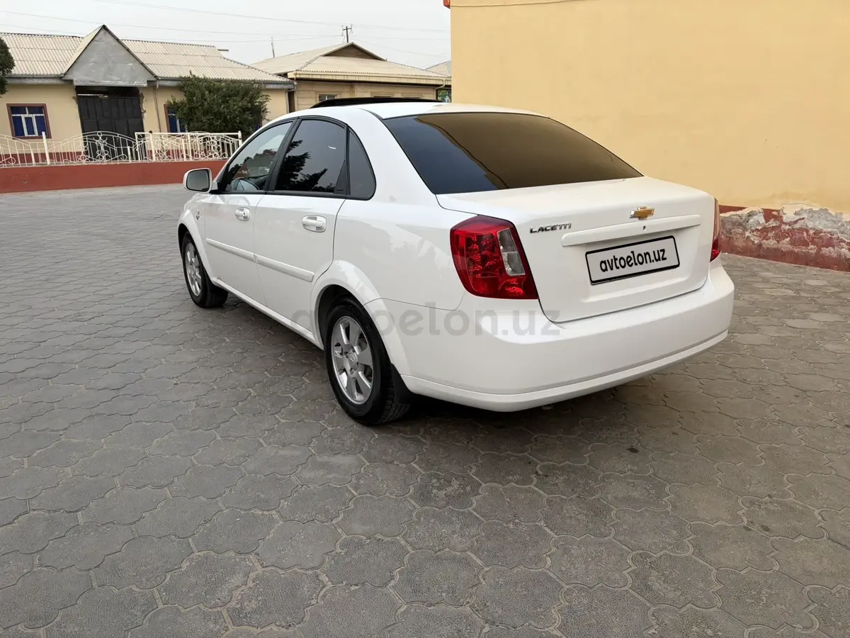 Chevrolet Gentra 2022 — 3