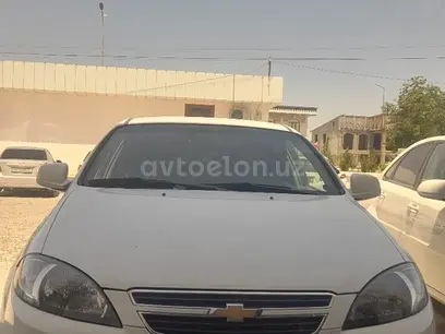 Oq Chevrolet Gentra, 1 pozitsiya Gaz-benzin 2019 yil, КПП Mexanika, shahar Samarqand uchun 10 800 у.е. id5218304