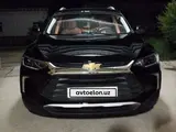 Черный Chevrolet Tracker, 3 позиция 2024 года, КПП Автомат, в Вабкентский район за 20 000 y.e. id6463481, Фото №1