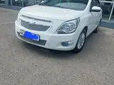Белый Chevrolet Cobalt, 3 позиция 2015 года, КПП Механика, в Фергана за 9 600 y.e. id5028699, Фото №1