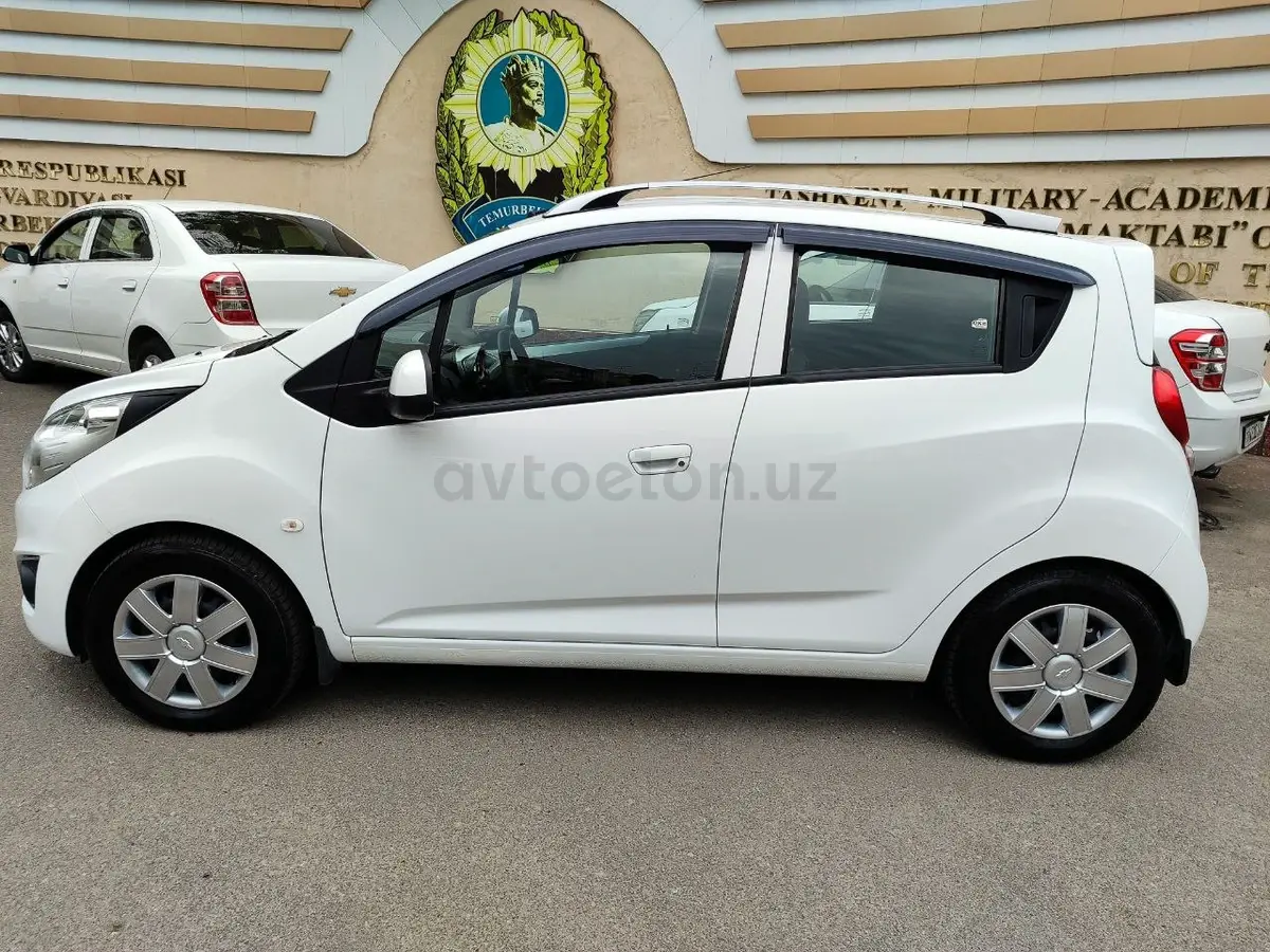 Chevrolet Spark 2020 — 3