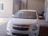 Белый Chevrolet Cobalt, 4 позиция 2024 года, КПП Автомат, в Джизак за 12 850 y.e. id5229294, Фото №1