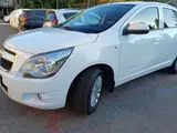 Белый Chevrolet Cobalt, 4 позиция 2019 года, КПП Автомат, в Ташкент за 10 500 y.e. id5227531, Фото №1