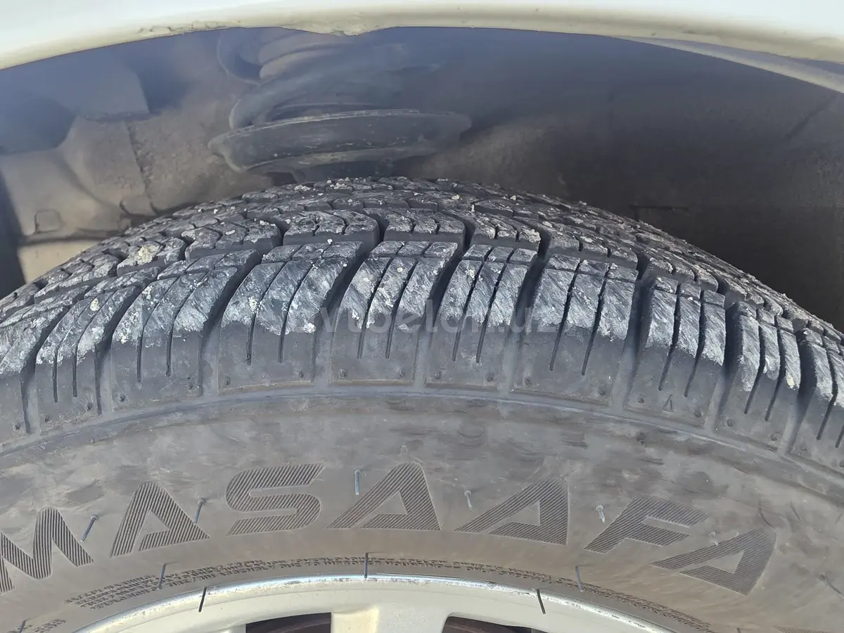 Mercedes-Benz E 200 — 5