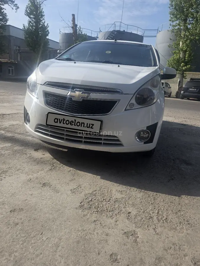 Mercedes-Benz E 200 — 6