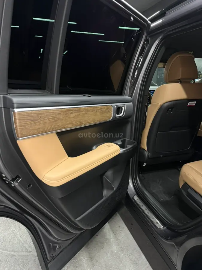 Hyundai Santa Fe — 6