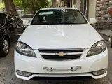 Oq Chevrolet Gentra, 1 pozitsiya 2023 yil, КПП Mexanika, shahar Samarqand uchun 12 400 у.е. id6427127, Fotosurat №1